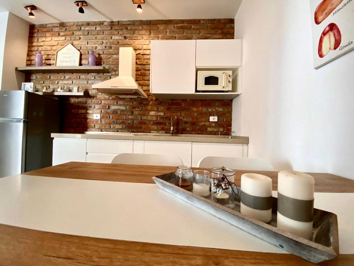 Rock Apartments Sarande Luaran gambar
